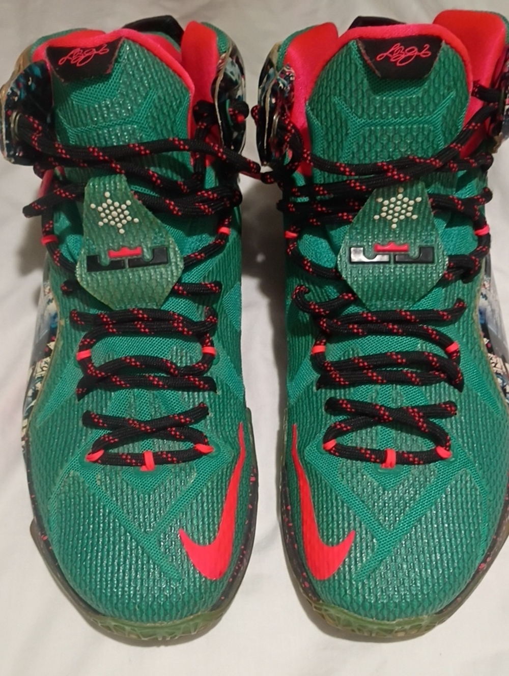 Nike Lebrons Men's Green Athletic Shoes with Red Accents